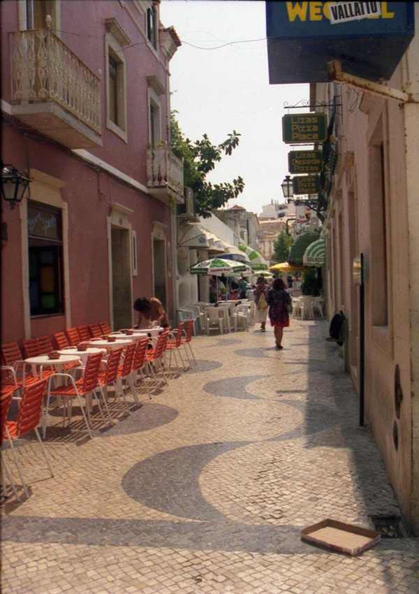 ...mit ihren Gassen yashimg0027.jpg