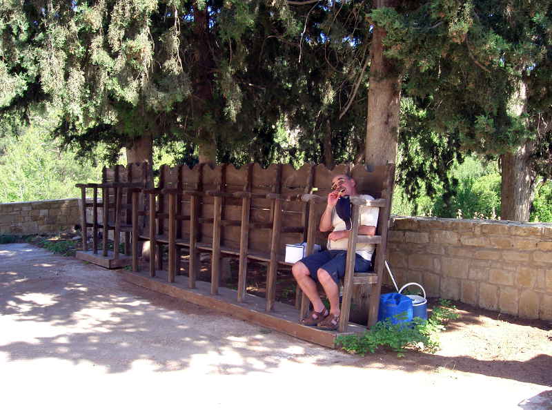 Mahlzeit im Chorgestühl cimg0594.jpg