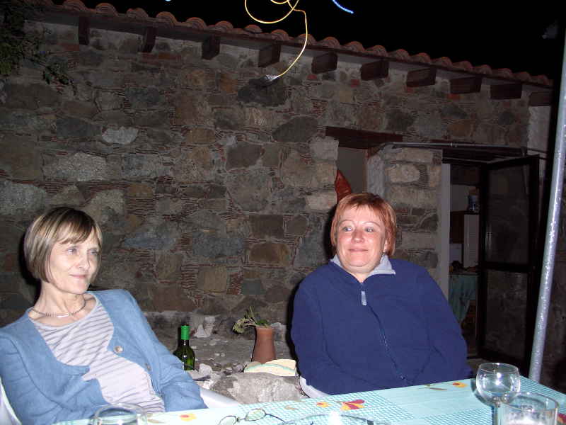 Karin und Heidi gemütlich... cimg2850.jpg