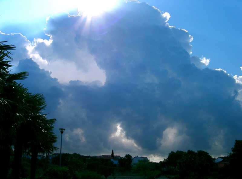 Es braut sich wieder was zusammen cimg6894.jpg