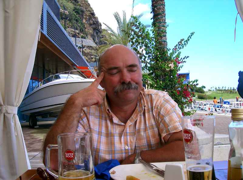 ...einfach nur zufrieden cimg9019.jpg